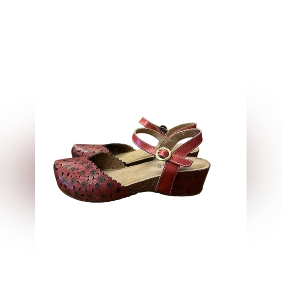 L'artiste Spring Step Livvy Leather Suede Sandle Floral Red Size 37 EUC - Picture 5 of 8